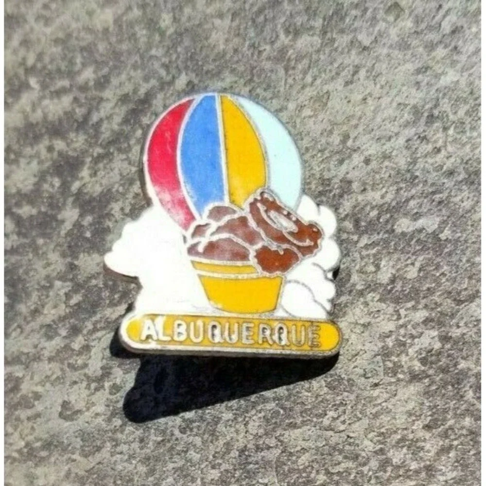 Albuquerque Hot Air Balloon Flight Teddy Bear Travel New Mexico Lapel Hat Pin